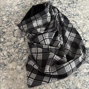 Reign & Gray Plaid Reversible is Black Magnet Scarf